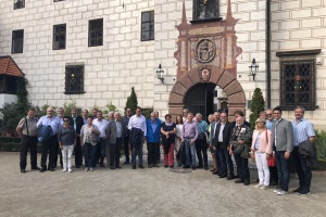 Landkreisbürgermeister und Kreisräte auf Informationsfahrt