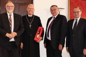 Regionalbischof Klaus Stiegler zu Gast bei OB Jürgen Dupper