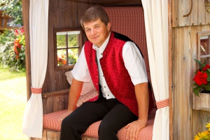 Wie wird man zum Unterhalter? - Ein Interview mit Josef "Bäff" Piendl