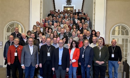 Politik hautnah erlebt: Kreisvereinigung der Freien Wähler Deggendorf zu Besuch bei Martin Behringer im Bayerischen Landtag
