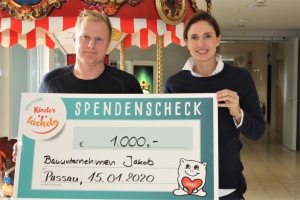 Bauunternehmen Jakob spendet 1.000 Euro