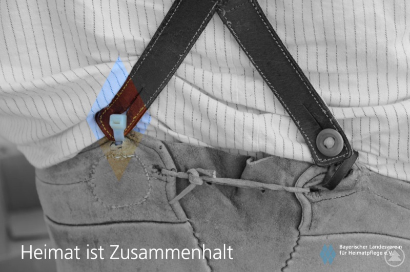 Bildmotiv einer Postkartenserie des Bayerischen Landesvereins für Heimatpflege: „Heimat ist Zusammenhalt“.