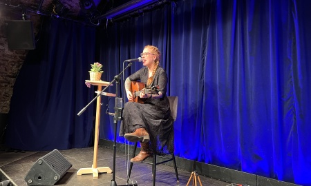 Sara Brandhuber – Gschneizt und kampelt zum WAIDLER.COM-Interview