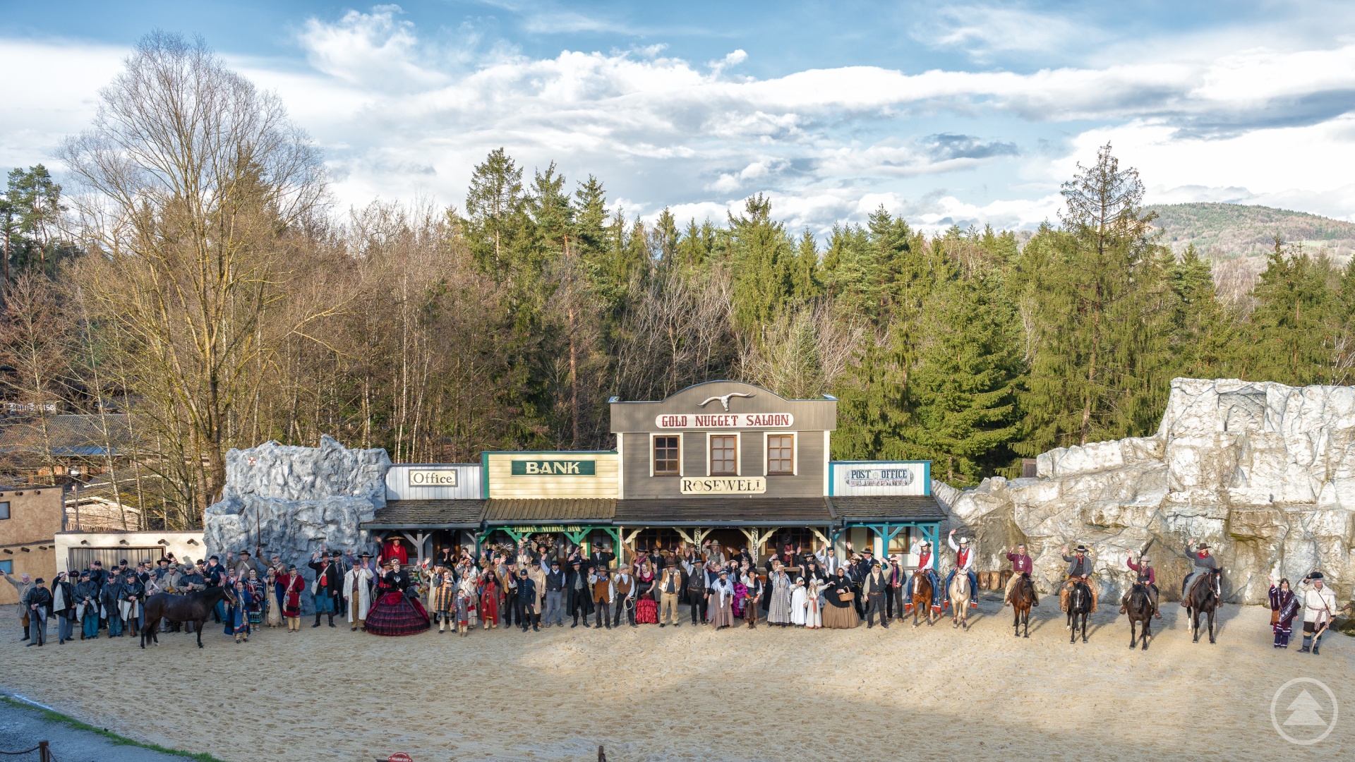 Das Pullman City Team ist bereit für die Saison 2024 (Foto vom Saisonstart im März 2023)