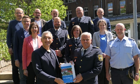 Sicherheitsgespräch im Landkreis Regen: Kriminalstatistik 2024 vorgestellt