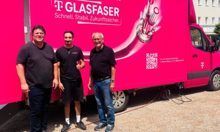 Glasfaser-Info-Mobil tourt durch Schönberg