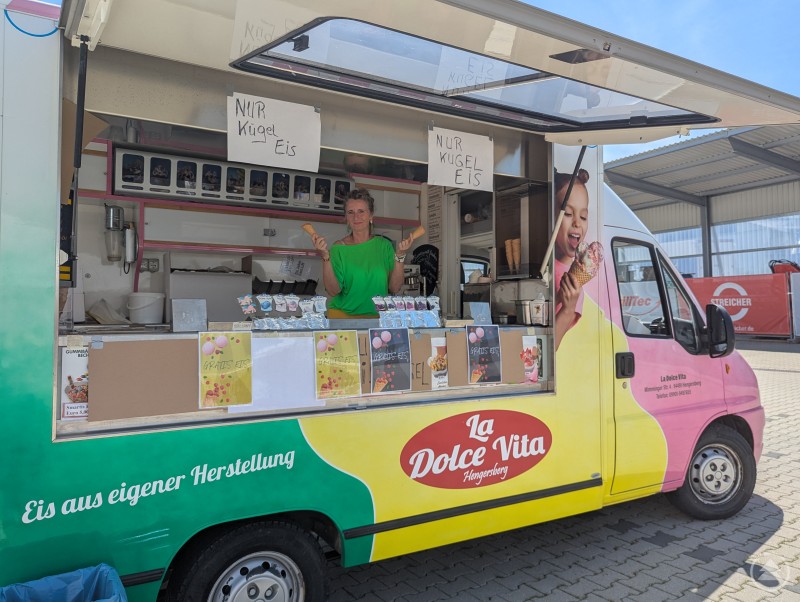 Eis-Truck von La Dolce Vita aus Hengersberg 