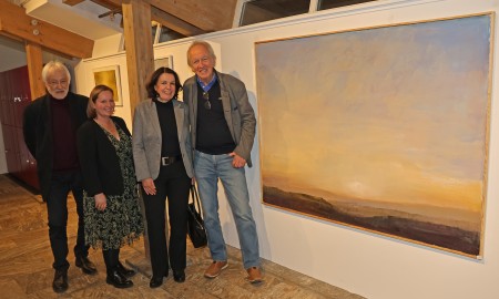 Ausstellung Zwischen Himmel und Erde im Hans Eisenmann Haus er&ouml;ffnet