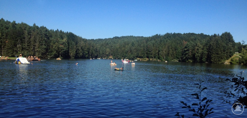 Eginger See: Krimiwandern statt Baden