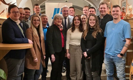 Christoph Weishäupl bleibt Ortsvorsitzender der Jungen Union Freyung