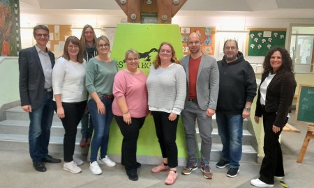 Präsente zum 1. Schultag und neuer Elternbeirat an der Grundschule Spiegelau