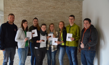 Bei Badeunfällen können sie helfen