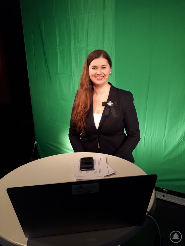 Moderiert wurde die Vortragsrunde mit Diskussion zum Thema „Kreativität und Digitalisierung – Erfolgsfaktoren für die Zukunft“ von Christina Tanosova, der Geschäftsführerin des Niederbayern-Forums.