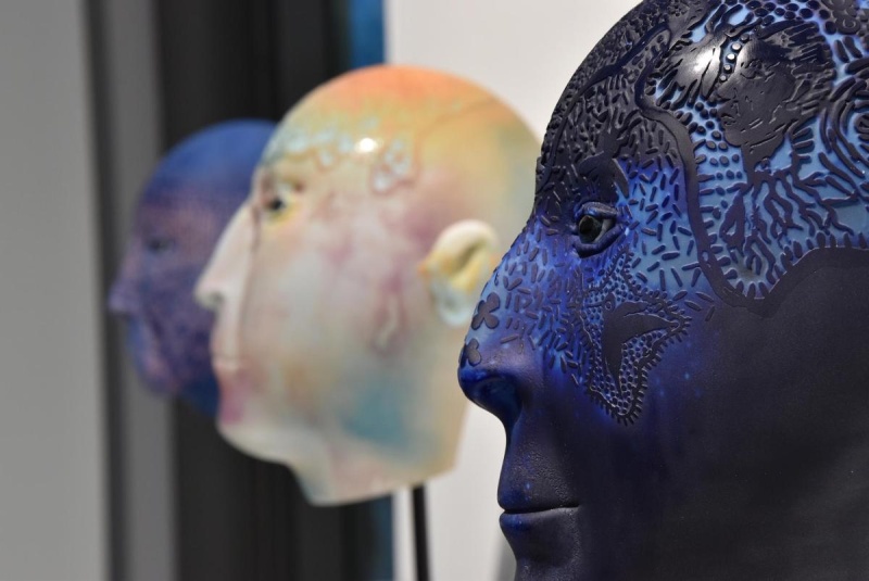 Flyer/Grafik zum Event: Giampaolo Amoruso: Fragile Umanitá - zerbrechliche Menschlichkeit am Di., 28.11.2023 - So., 10.03.2024