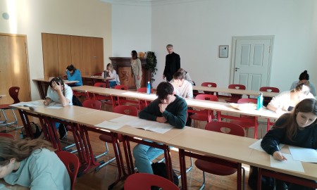 Studienfeldbezogener Beratungstest am Gymnasium: Passt das angestrebte Studium zu meinen Fähigkeiten?