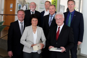 Bundesverdienstmedaille an Hans Weiß verliehen