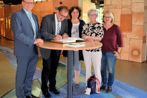 SPD zu Gast im Frauenauer Glasmuseum