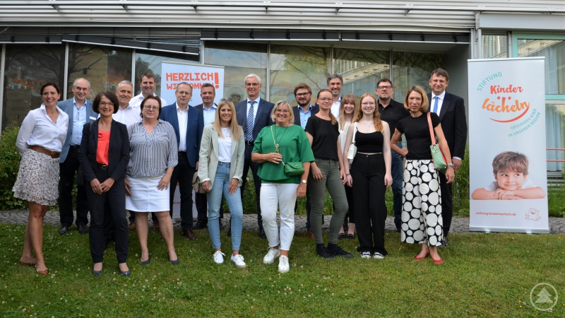 Ein Abend des Dankes! Das Team der Stiftung Kinderlächeln dankt ihren Sponsoren für die anhaltende Treue.