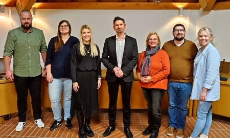 Pflegeeltern im Landkreis informieren sich über WhatsApp, Handy-Games und Medienabhängigkeit