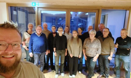 Rusel-Anrainer-Gemeinden und Vereine im Austausch beim Gipfeltreffen