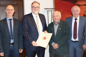 Oberbürgermeister ehrt Feldgeschworenen