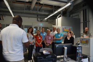 Lehrkräfte lassen sich vom Thema Glas am TAZ Spiegelau faszinieren