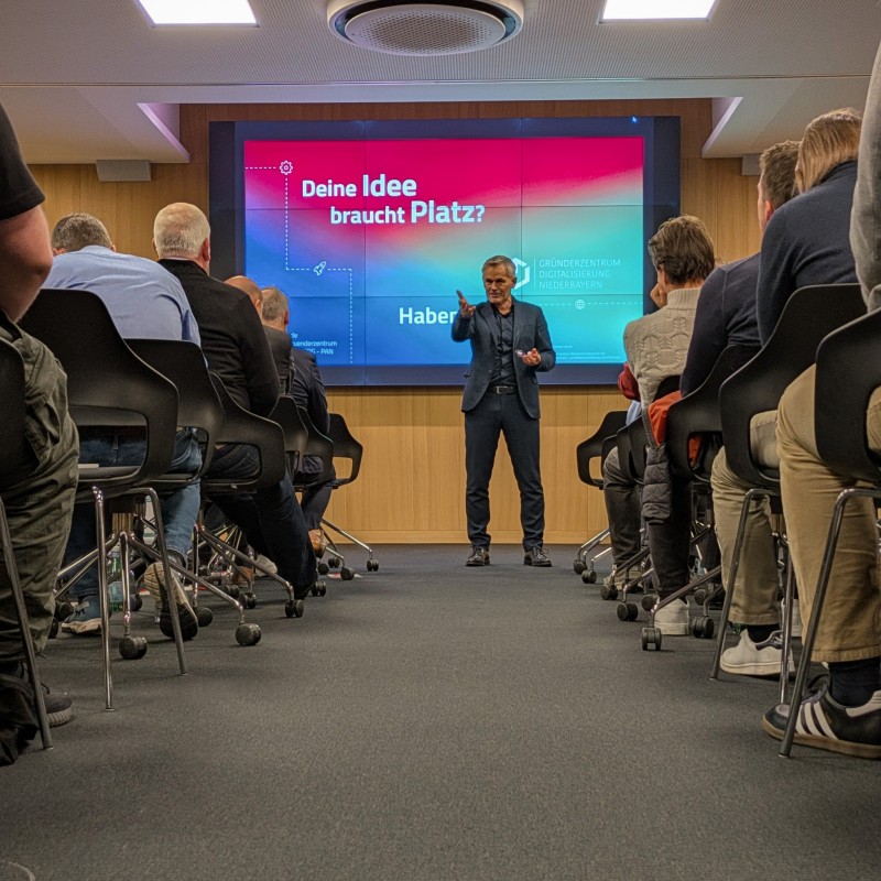 Flyer/Grafik zum Event: Niederbayerischer Gründungstag am Di., 18.03.2025 von 14:00 bis 22:00 Uhr