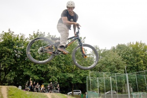 Drittes Fahrtechniktraining im Passauer Dirt-Bike-Park