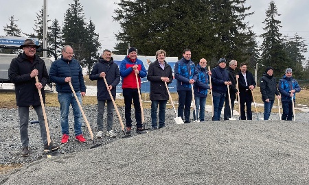 Spatenstich zum Seilbahnprojekt im Skizentrum Mitterdorf