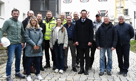 Sanierung der Schlossmauer und Wartungssteg am Schloss Wolfstein