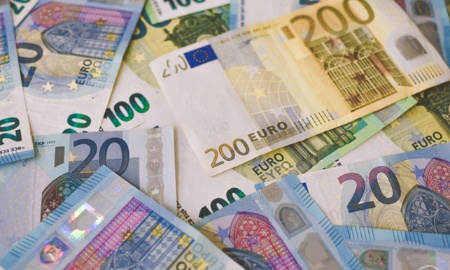 Online-Kredit statt Hausbankkredit: Günstig und mit schneller Auszahlung