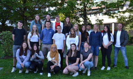 Neue Gesichter in der Berufsfachschule für Pflege in Freyung!