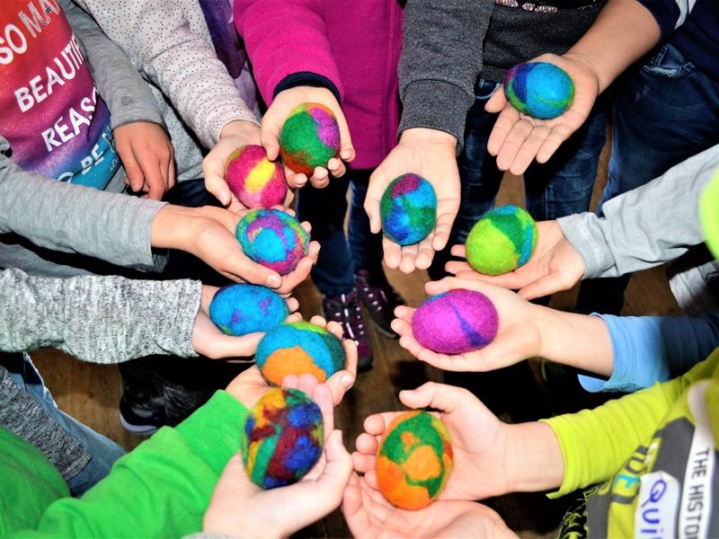 Flyer/Grafik zum Event: Ferienprogramm "Bastelstube zu Ostern" am Do., 28.03.2024 von 11:00 bis 14:00 Uhr