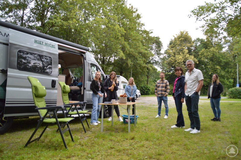 Der Reisemobilspezialist AVP CAMPINGLAND aus Zwiesel und die Ferienregion Nationalpark Bayerischer Wald nutzen Synergienund erstellen gemeinsames Bildmaterial zum Thema Reisemobiltourismus im Bayerischen Wald.