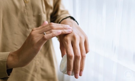 Kosmetische Pflegeprodukte aus dem Internet: Darum ist die hautgerechte Hautpflege so enorm wichtig