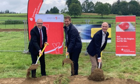 Spatenstich für PV-Anlage Linden: Ein Leuchtturmprojekt für Freyung