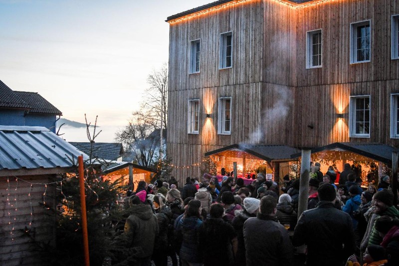 Flyer/Grafik zum Event: Koishüttler Christkindlmarkt am Fr., 29.11.2024 - So., 30.11.2025