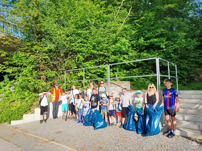 Die Kinder des 1. Judoclub Passau waren fleißig am Müllsammeln