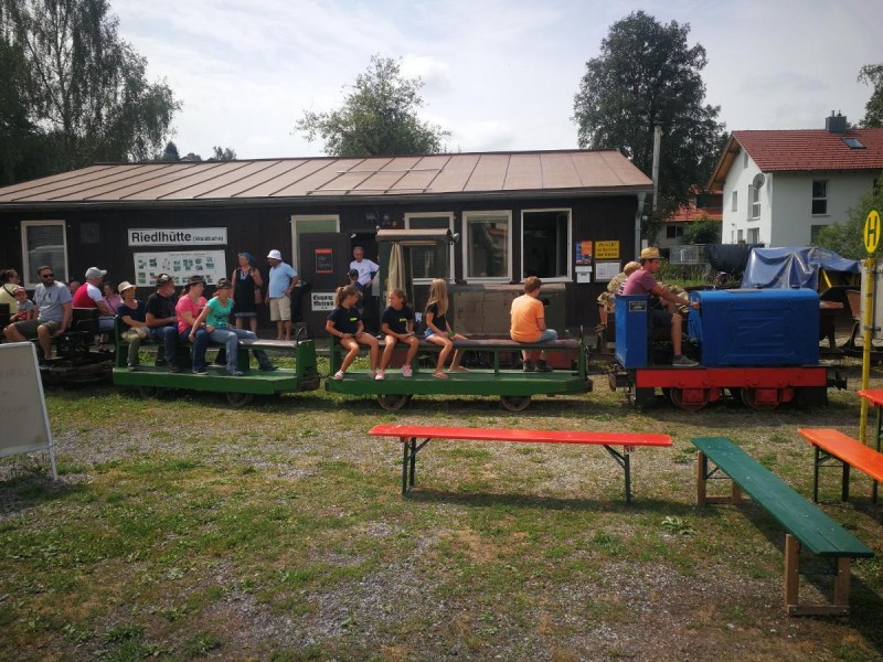 Flyer/Grafik zum Event: Feld- und Waldbahn Riedlhütte am Sa., 11.04.2026 - So., 12.04.2026