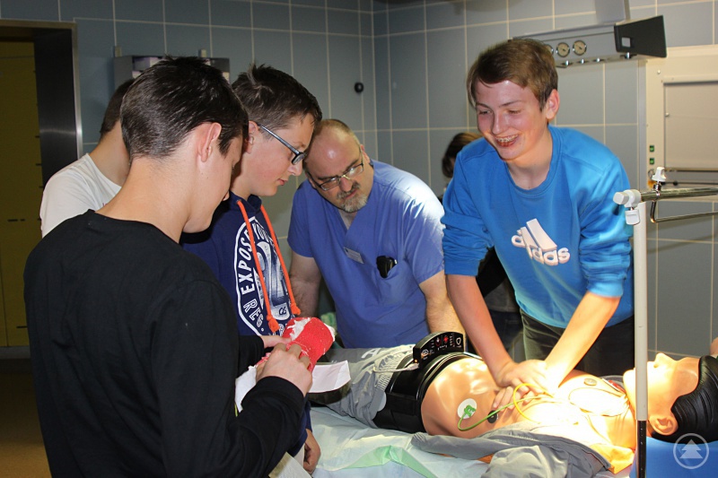 Beim BoysDay können Jungs erleben, dass Tätigkeiten in der Pflege und in anderen sozialen Bereichen längst nicht nur