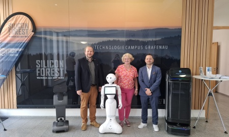 MdB Rita Hagl-Kehl zu Gast beim Technologie-Campus in Grafenau