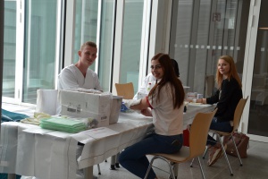 Krankenpflegeschüler gestalten Aktionstag zur Pflegeausbildung