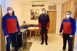 Landrat Gruber wird Fördermitglied der Bergwacht Passau/Dreisessel