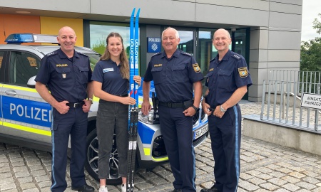 Spitzensportlerin bei der Polizeiinspektion Grafenau