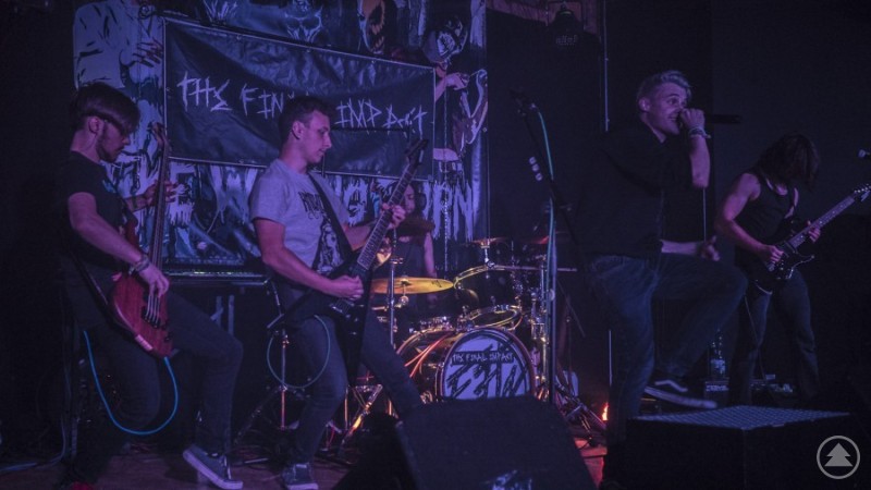 Benjamin Hartl als Gitarrist der Band The Final Impact Benjamin Hartl als Gitarrist der Band The Final Impact