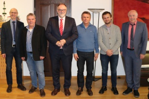 Oberbürgermeister vereidigt neuen Feldgeschworenen