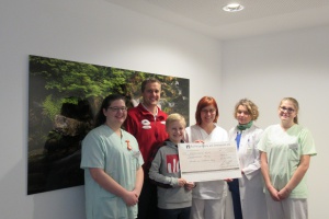 Weihnachtsspende an Palliativstation