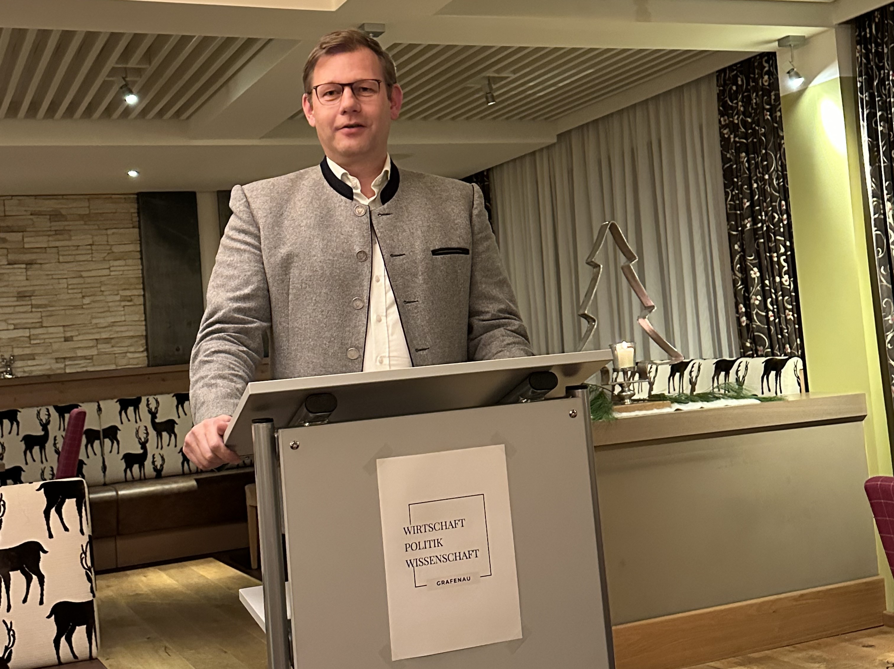 Bundestagsabgeordneter Thomas Erndl sprach über Risiken und Chancen im Verhältnis zu den Vereinigten Staaten von Amerika