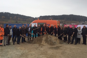 Spatenstich zum Ausbau des Glasfasernetzes