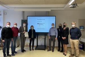 Projekt „DigitalPakt“ an der Dietrich-Bonhoeffer Grund- und Mittelschule in Schönberg in voller Fahrt!